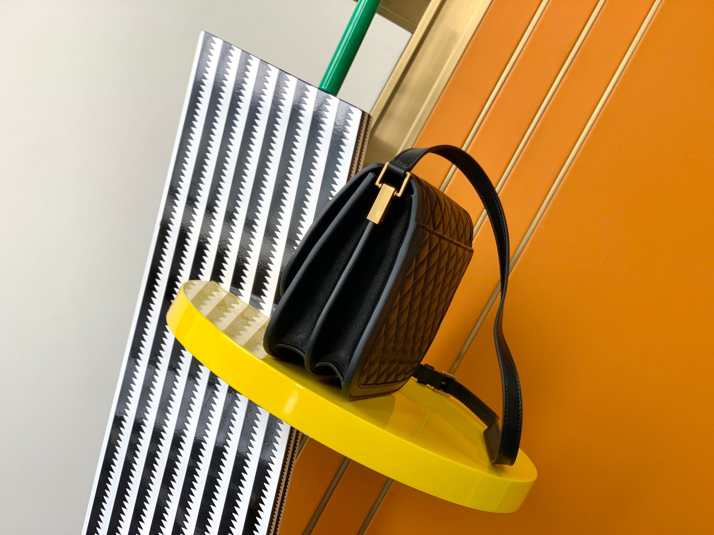 【Original Leather】【SOLFERINO Quilting】Model: 733704