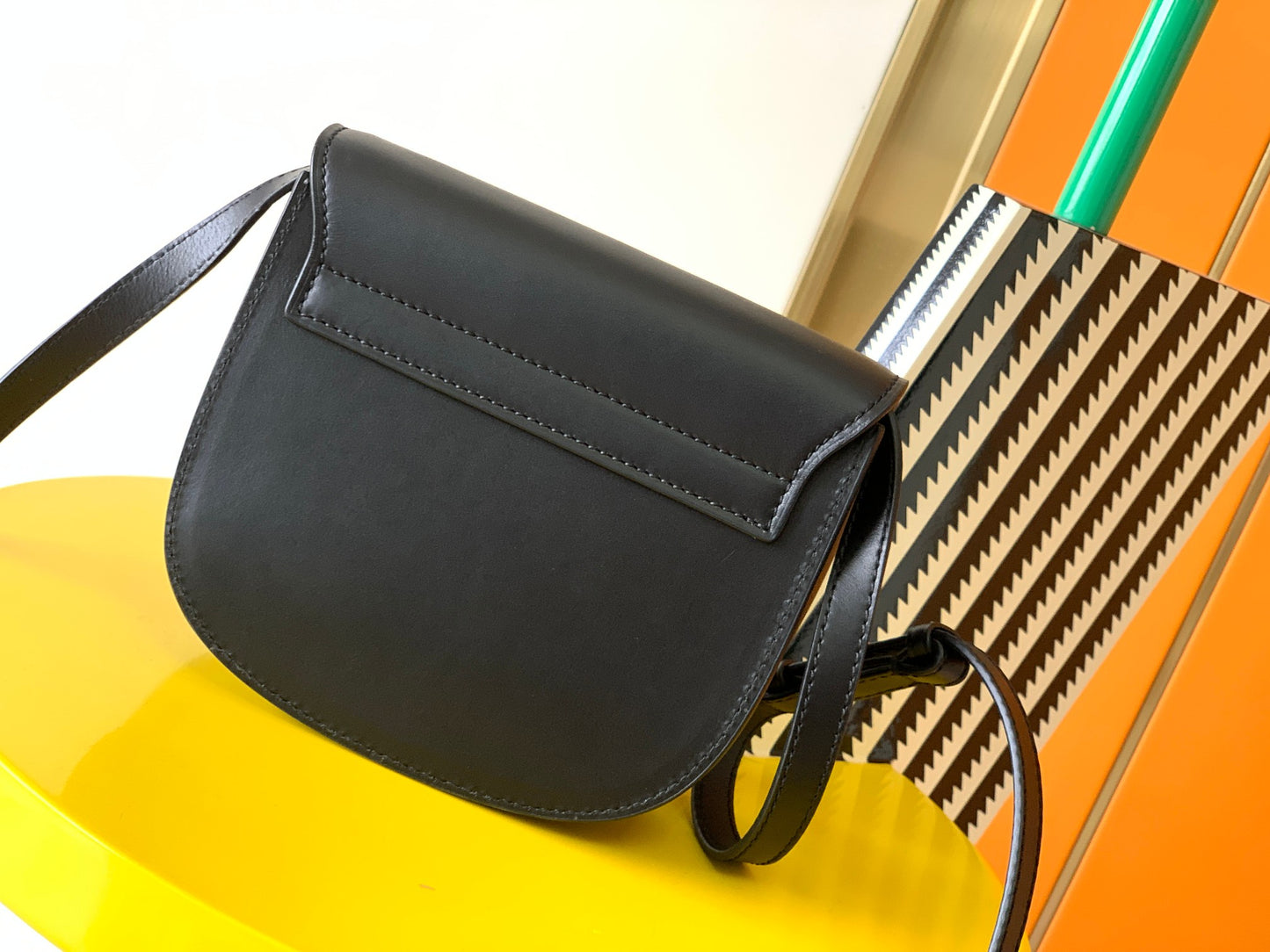 ใOriginal Leatherใ๐๐๐ข๐ ๐๐ฆ๐๐ฅ๐ฅ Model: 619740๐