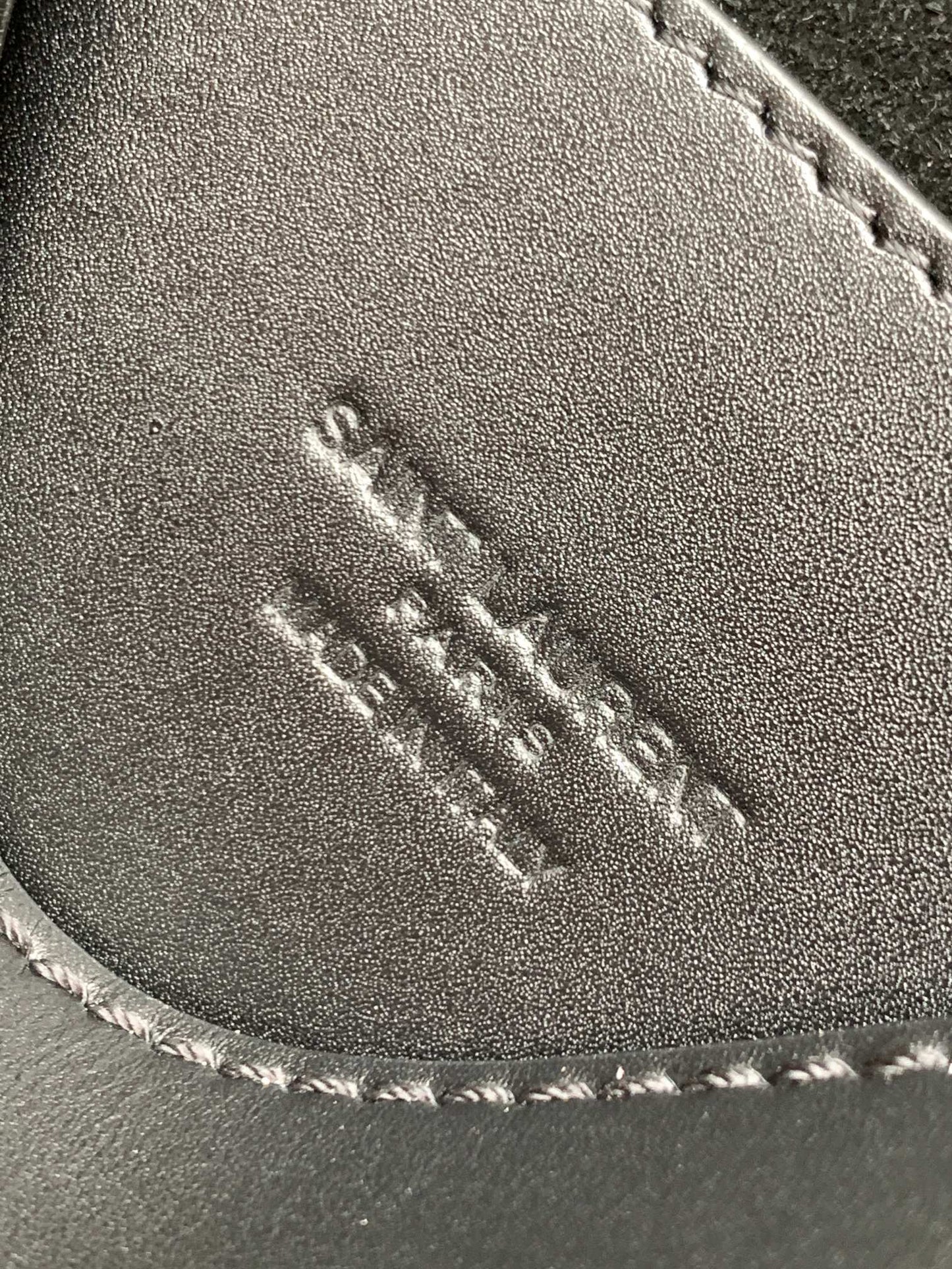 ใOriginal Leatherใ๐๐๐ข๐ ๐๐ฆ๐๐ฅ๐ฅ Model: 619740๐