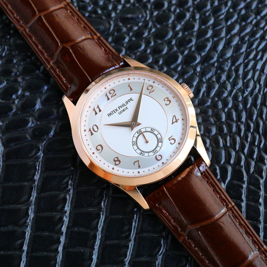 The new product—Patek Philippe, the king of formal watches, makes a shocking debut.
