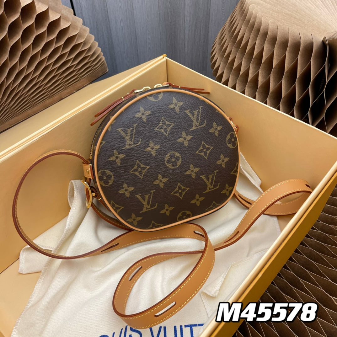M45149 M45578 Nicolas Ghesquière draws inspiration from Louis Vuitton’s travel heritage