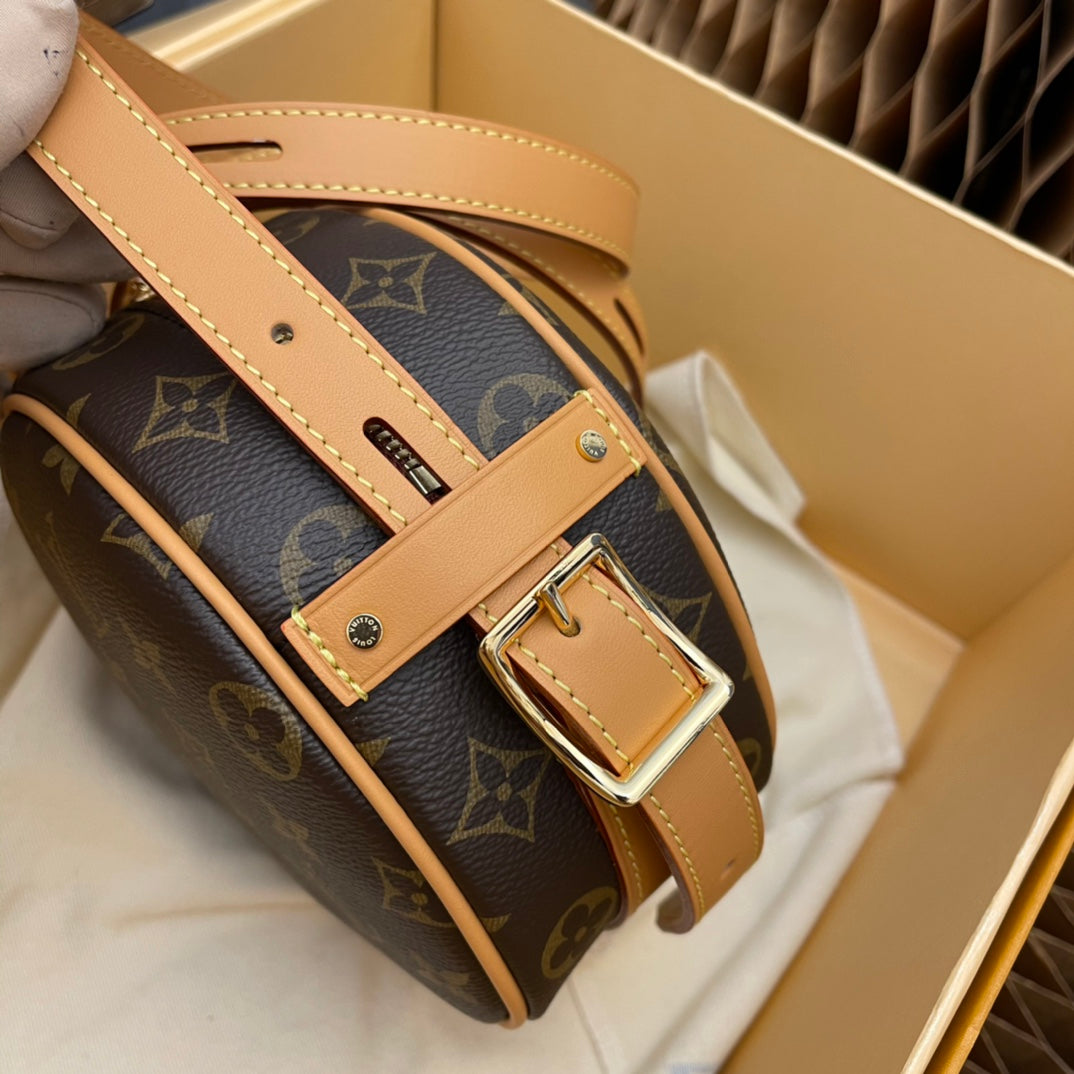 M45149 M45578 Nicolas Ghesquière draws inspiration from Louis Vuitton’s travel heritage
