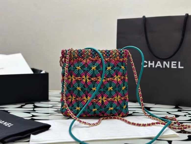 🌸🦋CHANEL 22 mini handbag🦋🌸