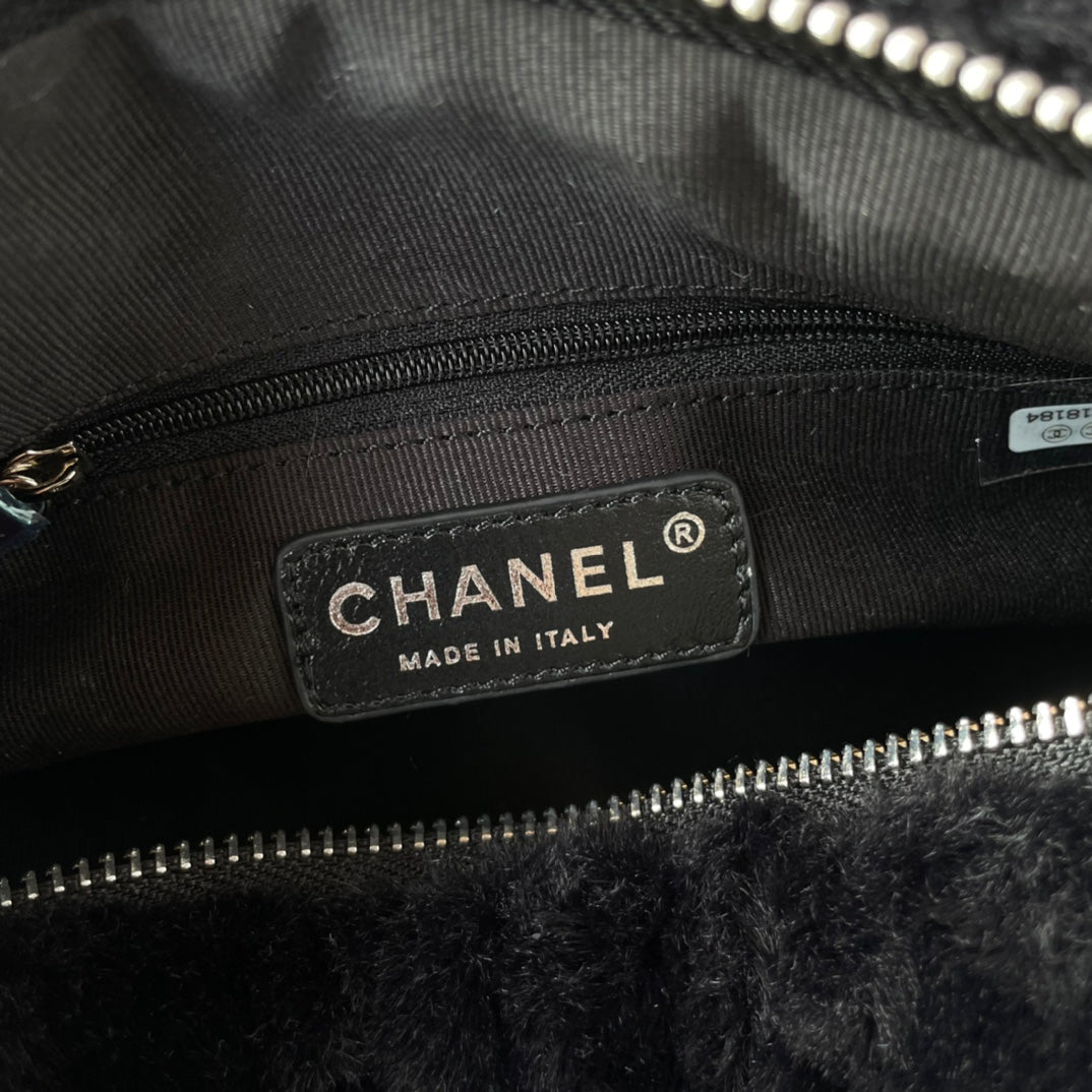 Chanel23C new autumn and winter wool bowling bag