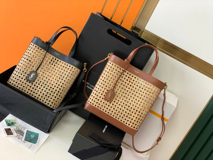 Original Leather Summer 𝙎𝘼𝙄𝙉𝙏 𝙇𝘼𝙐𝙍𝙀𝙉𝙏 𝙏𝙊𝙔 vertical woven and leather shopping bag Model: 655161