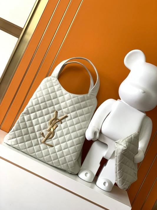 [Original leather] ICARE tote bag ~ shopping bag, Style number: 698651