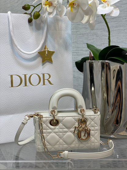 D-joy's latest mini size is a sneak peek, the domestic counters are not yet available, 16cm‼