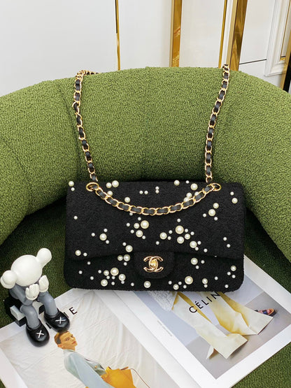 𝐂𝐡𝐚𝐧𝐞𝐥 𝐒𝐒2022 Fall/Winter New Pearl CF