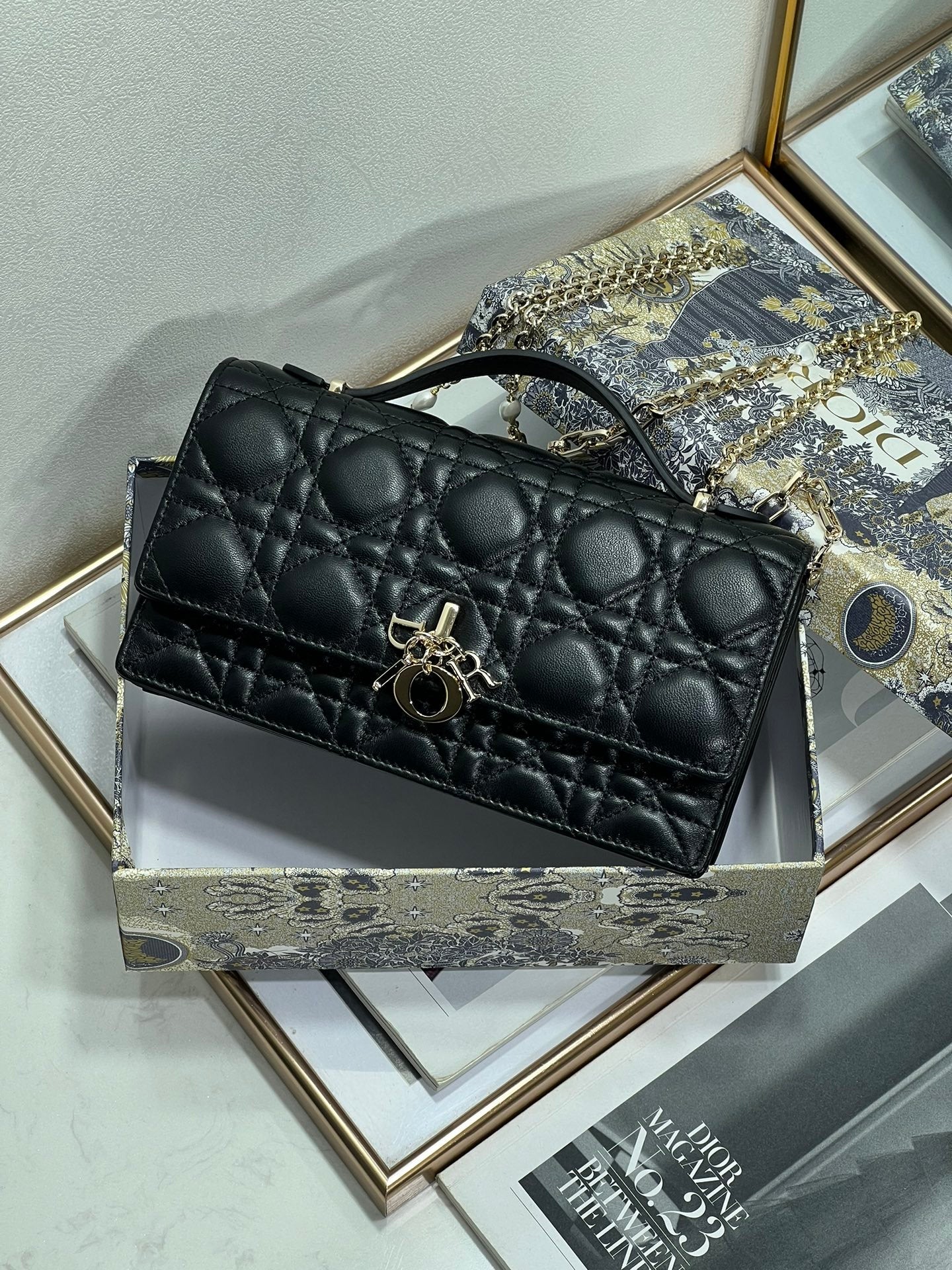 Explosive [Celebration] return 0604 Lady Di❤r 💕Cannage Clutch Bag 💕 21cm