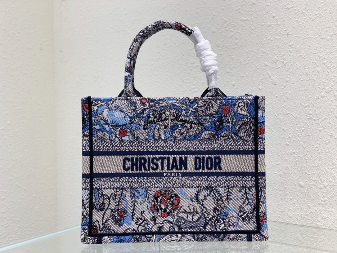 Dior Petites Fleurs motif embroidery