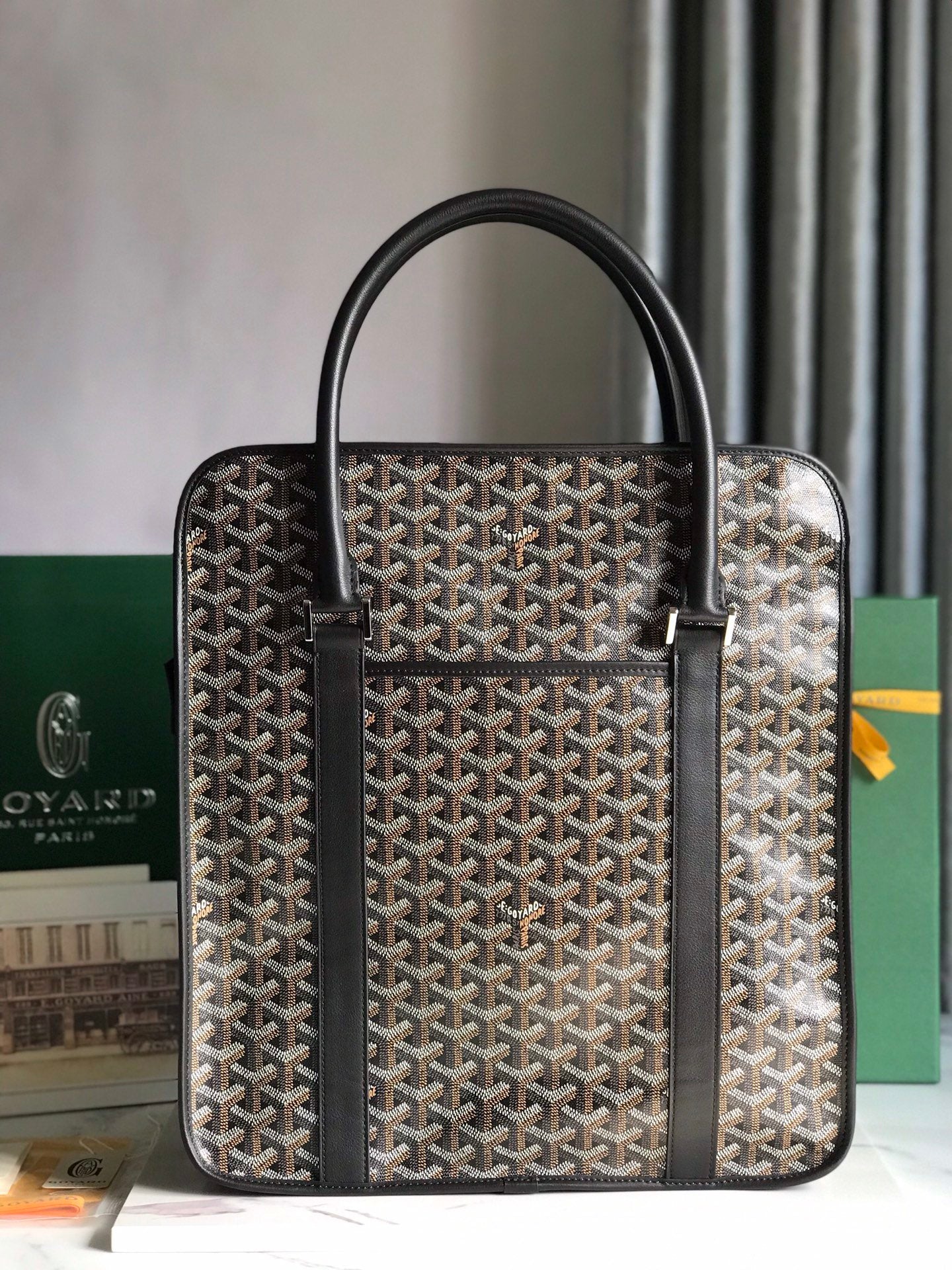 Bourgogne vertical briefcase