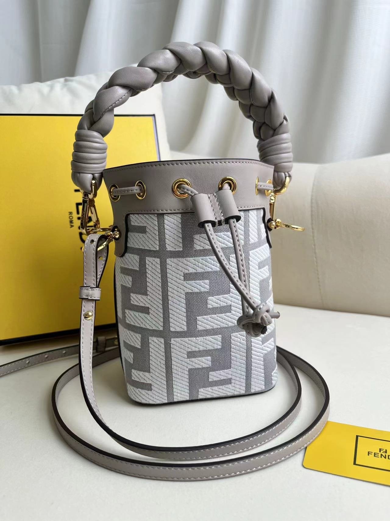 Fendi classic explosion 🌈 double F bucket bag.