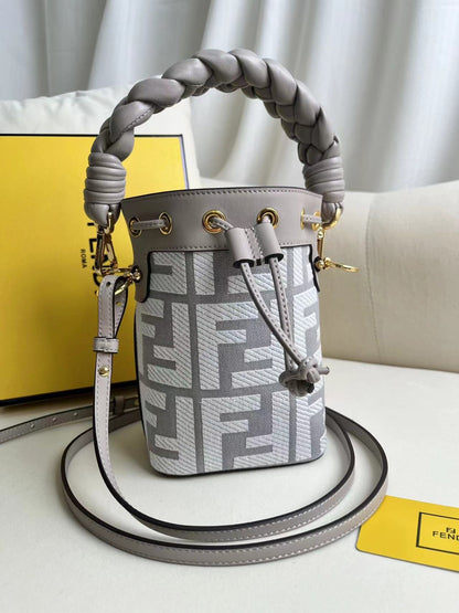 Fendi classic explosion 🌈 double F bucket bag.