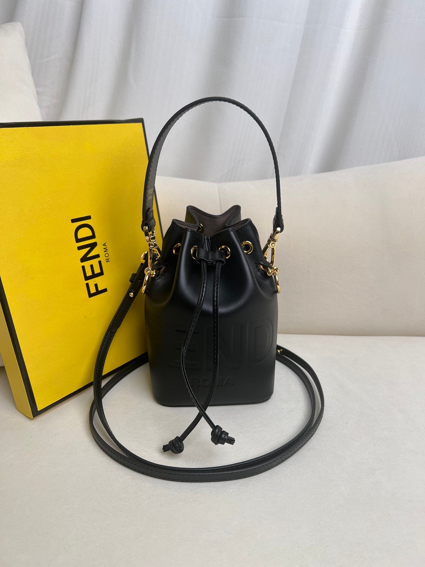 Mon Tresor Mini bag more details