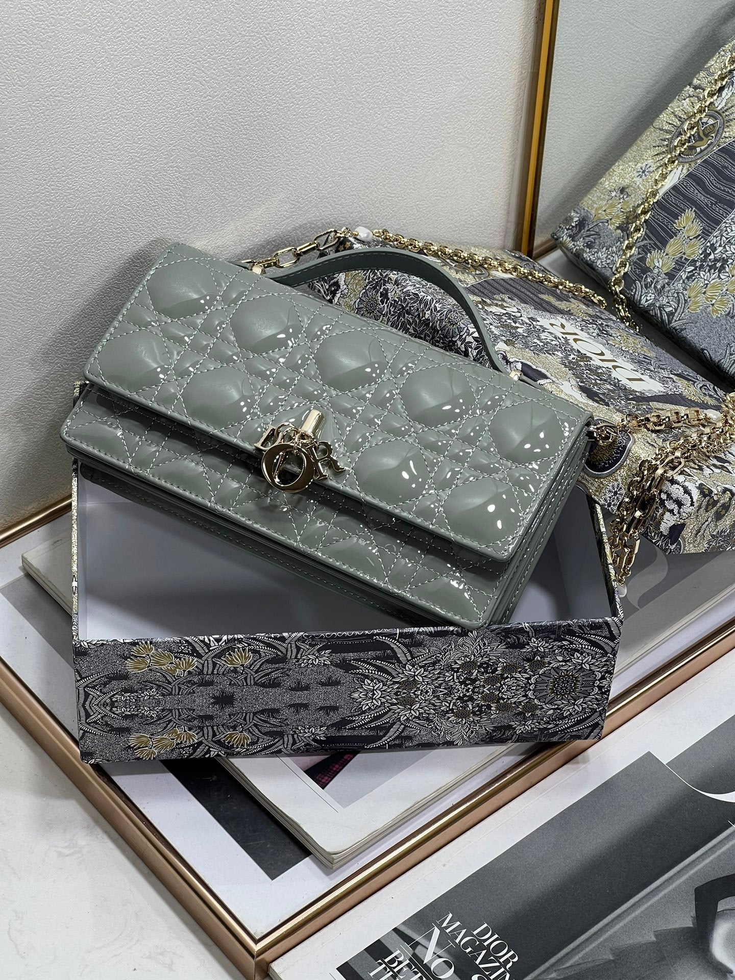 Explosive [Celebration] return 0604 Lady Di❤r 💕Cannage Clutch Bag 💕 21cm