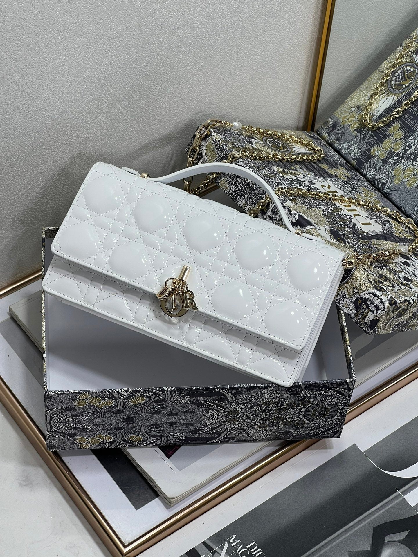 Explosive [Celebration] return 0604 Lady Di❤r 💕Cannage Clutch Bag 💕 21cm