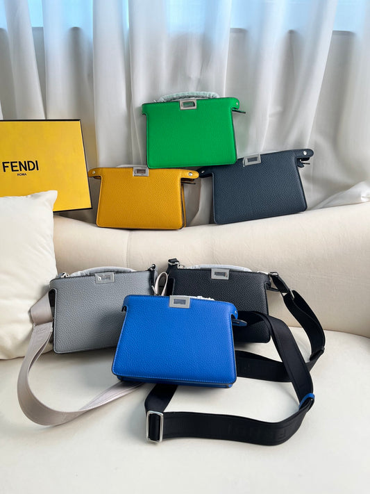 FENDI classic Peekaboo ISeeU XCross handbag in full grain leather.