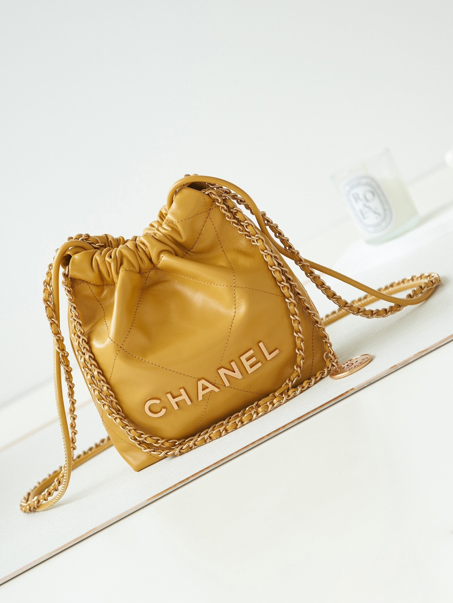 23🥰 Chanel's mini22 hit the heart