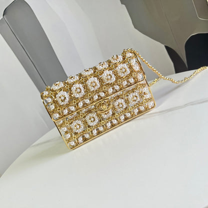⭐️⭐️Gold in stock! Heavy industry beading 🦸CFCHANEL collector series? 23ss pearl metal evening bag!
