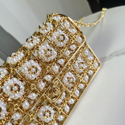 ⭐️⭐️Gold in stock! Heavy industry beading 🦸CFCHANEL collector series? 23ss pearl metal evening bag!