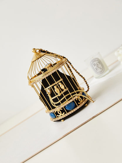 The high-end handicraft workshop has produced a "birdcage" in real life. It's a stunning work of art❕❕❕❕