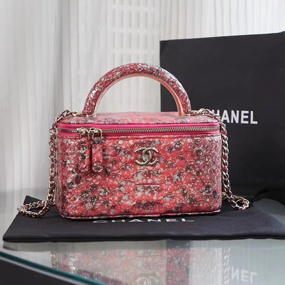 𝗖𝗛𝗔𝗡𝗘𝗟23 spring and summer new,