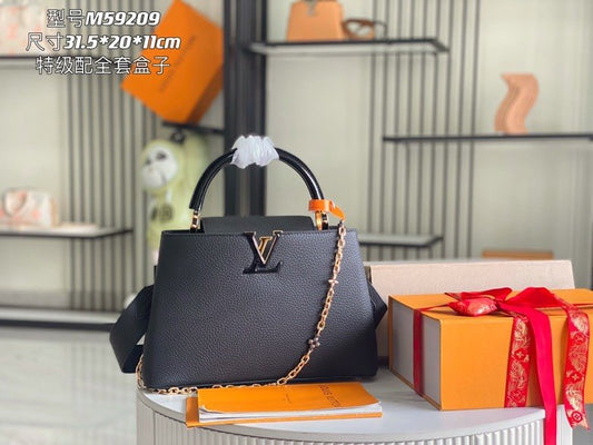 [Special quality original leather M59209 black patent leather chain]