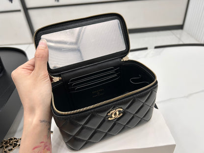 A96018 Chanel 23b