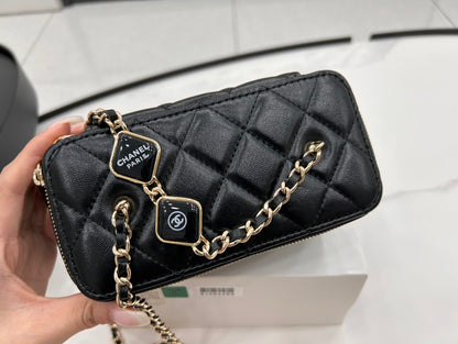 A96018 Chanel 23b