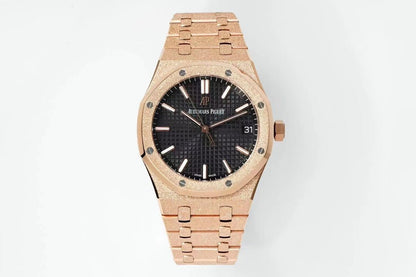 IP.Factory's pixel-level work - Audemars Piguet 15500 integrated movement 4302 version, the number of Steel King Noble Lasting Power (Frost Gold Custom Edition) is not much.