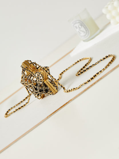 Star Rigid Evening Bag in Shiny Metal!