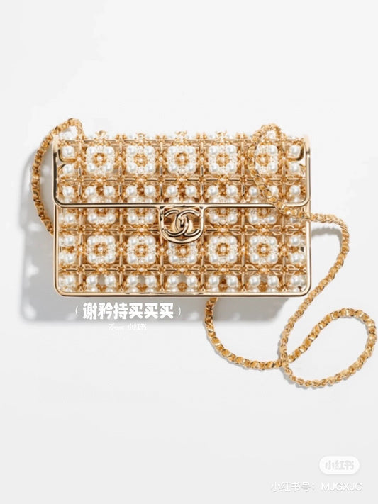 ⭐️⭐️Gold in stock! Heavy industry beading 🦸CFCHANEL collector series? 23ss pearl metal evening bag!