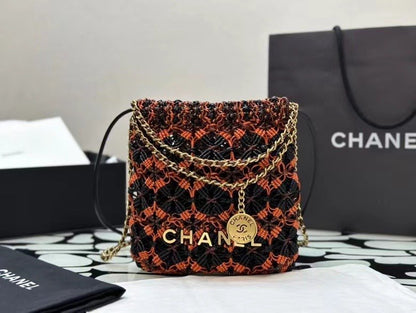🌸🦋CHANEL 22 mini handbag🦋🌸