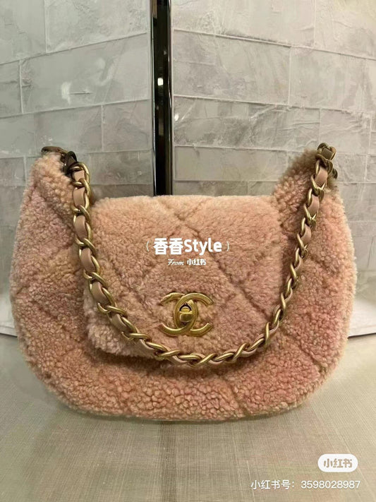 The 23k autumn and winter armpit bags in stock are so cool!