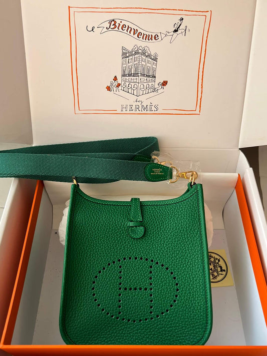 Evelyne17cm, bamboo green