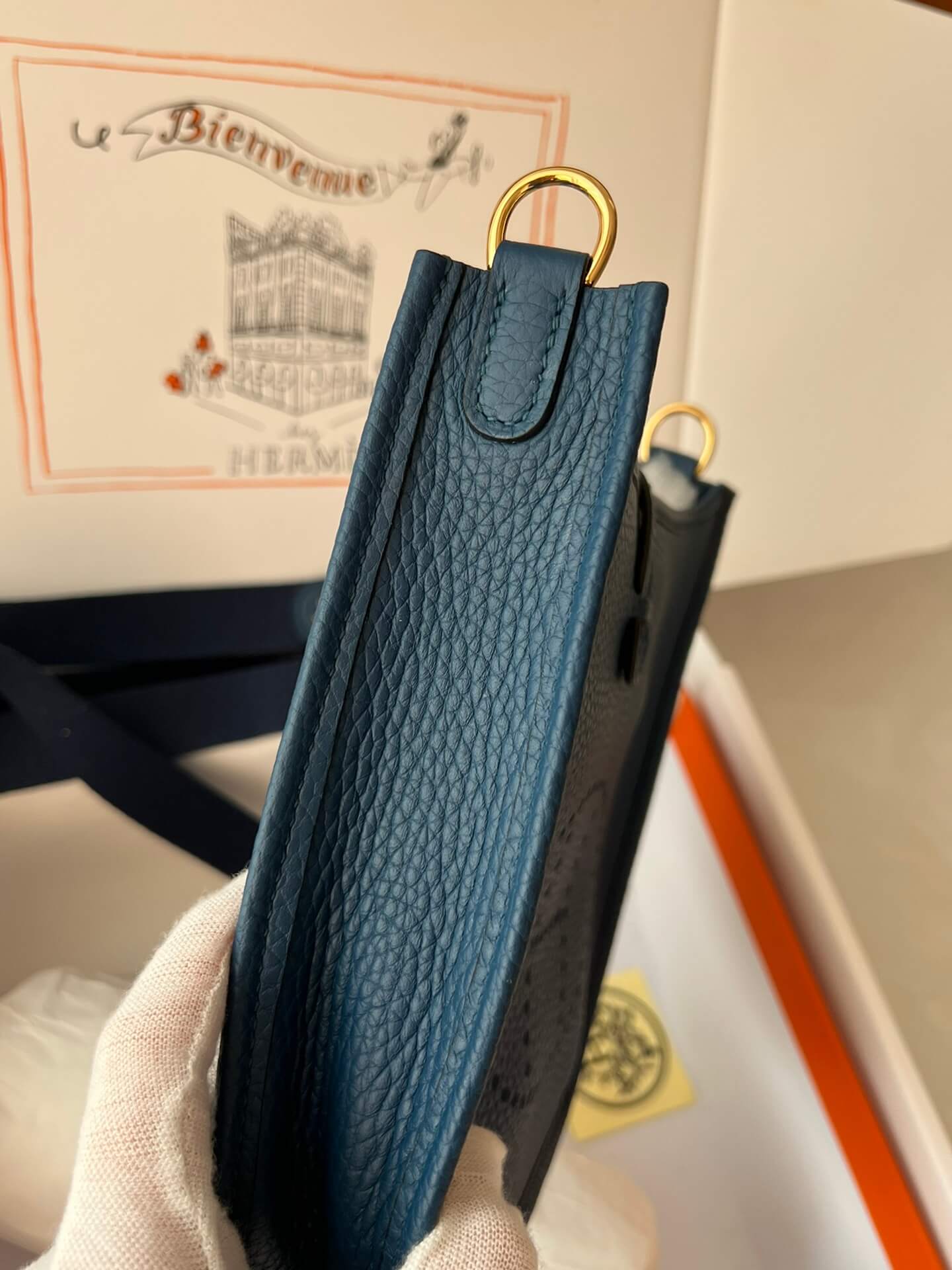 Evelyne17cm, sapphire blue