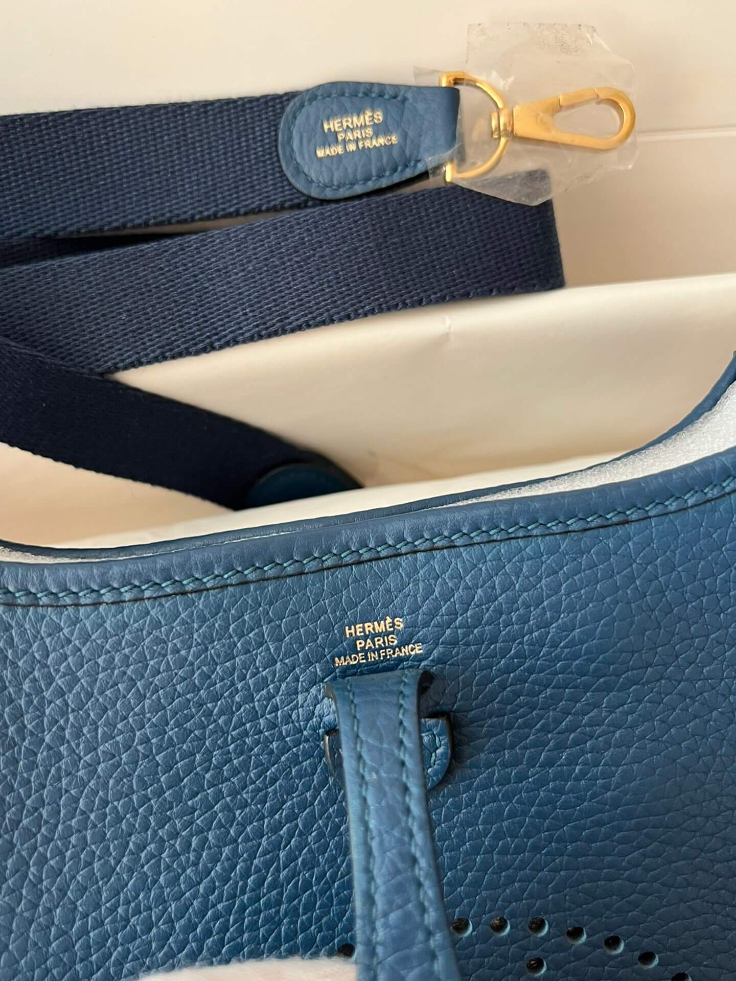 Evelyne17cm, sapphire blue