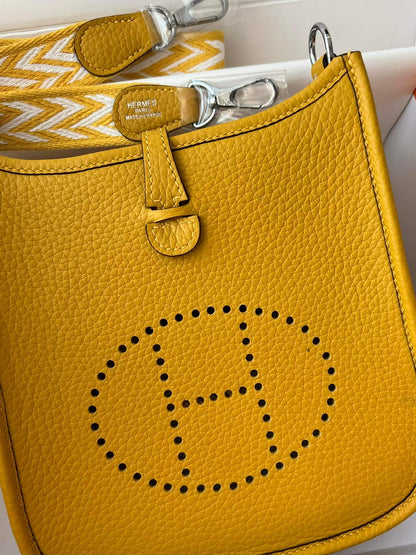 Evelyne17cm, amber yellow