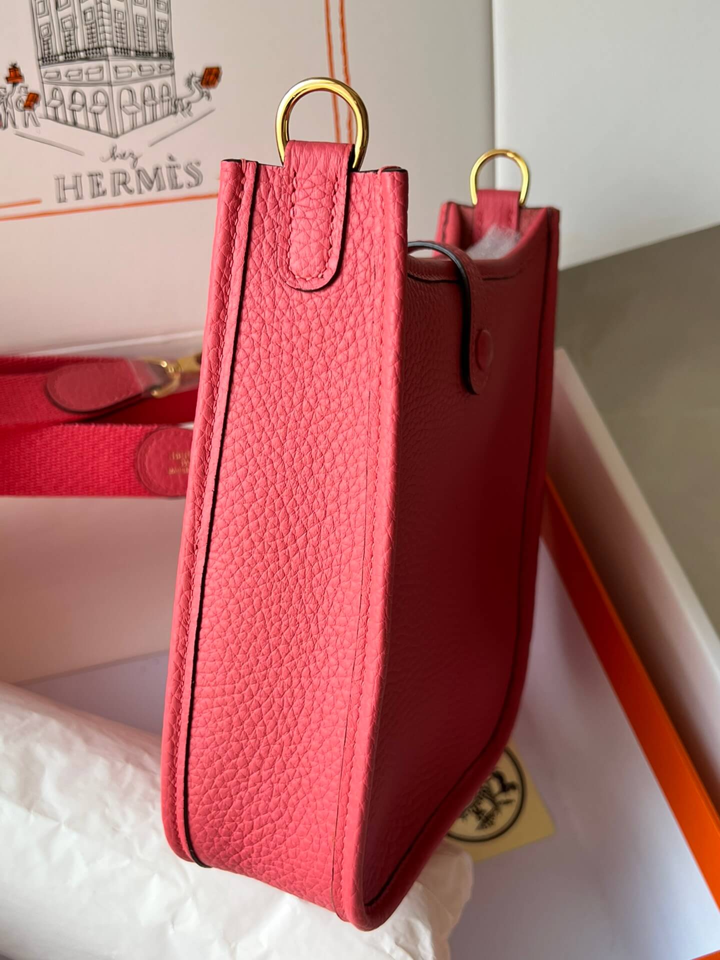 Evelyne17cm, lipstick powder