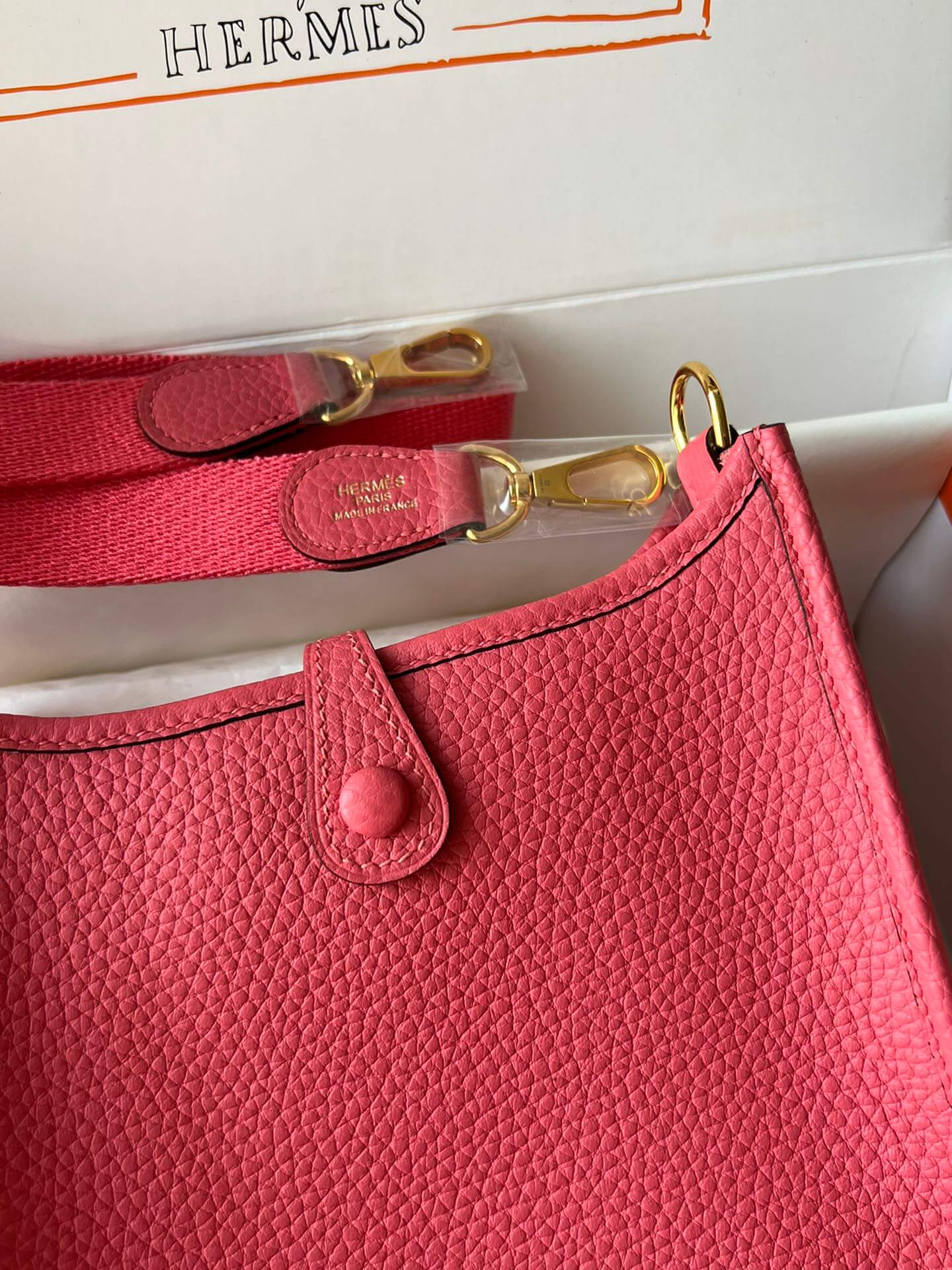 Evelyne17cm, lipstick powder