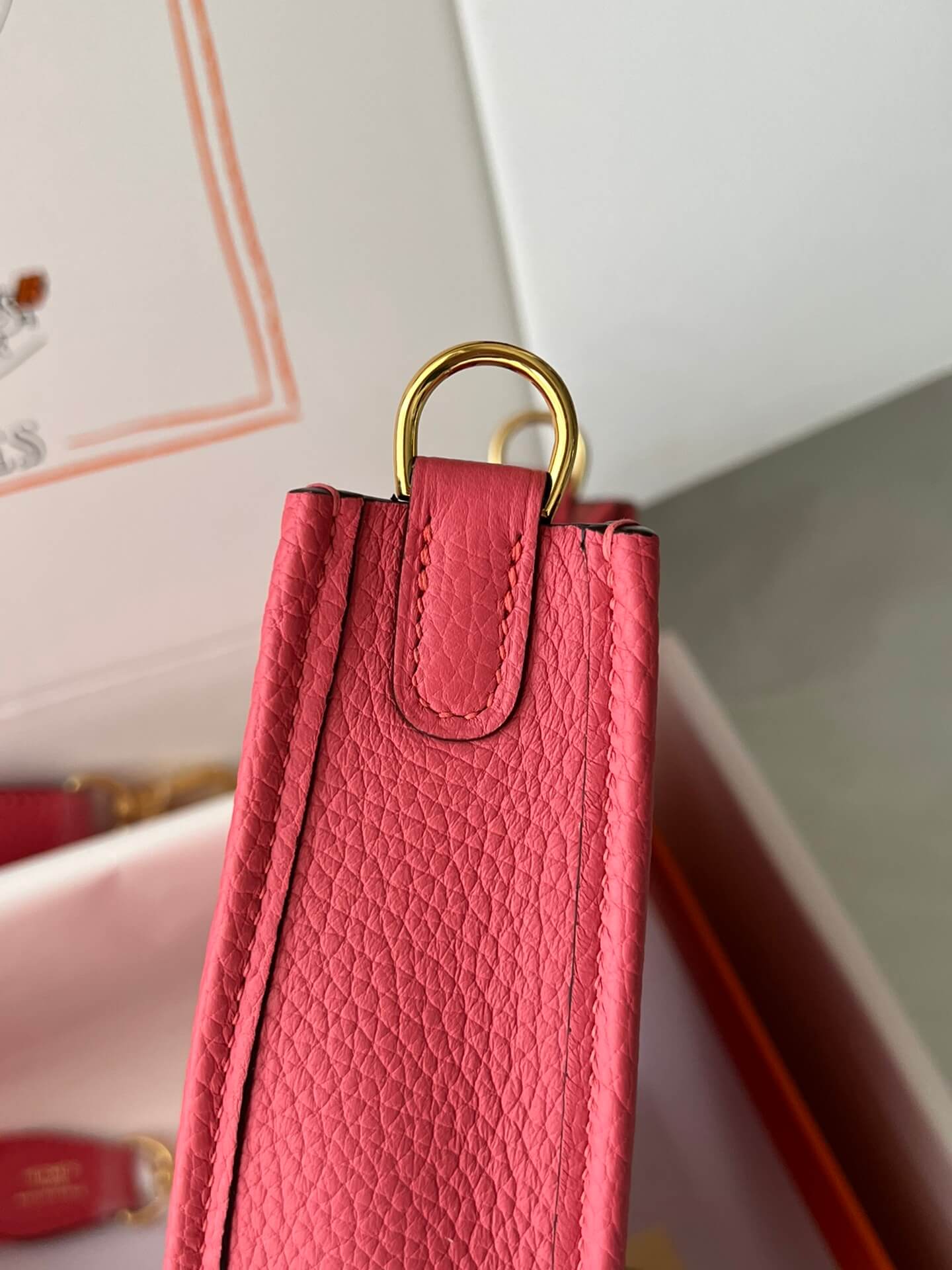 Evelyne17cm, lipstick powder
