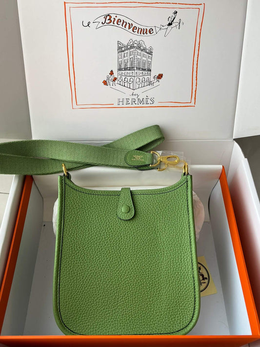 Evelyne17cm, avocado green