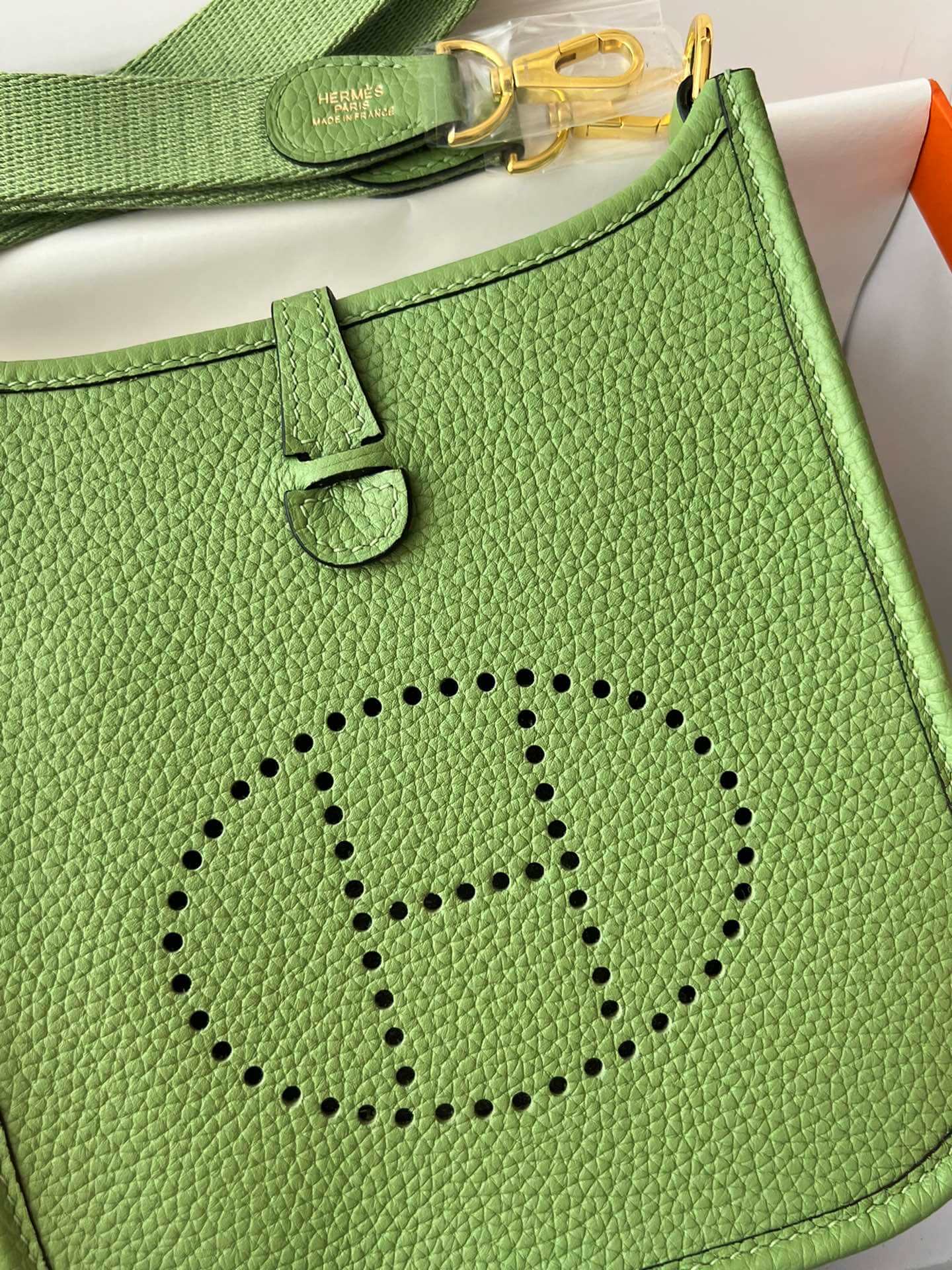 Evelyne17cm, avocado green