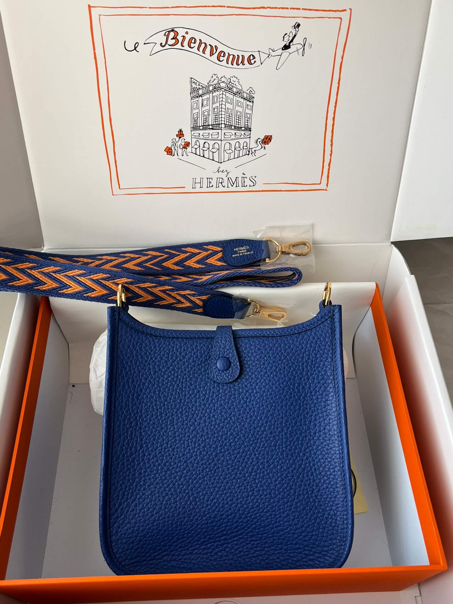 Evelyne17cm, electric blue