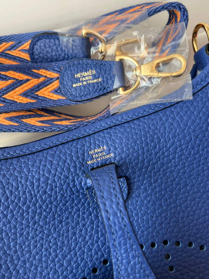 Evelyne17cm, electric blue