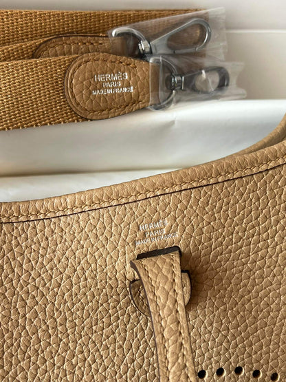 Evelyne17cm, biscuit color