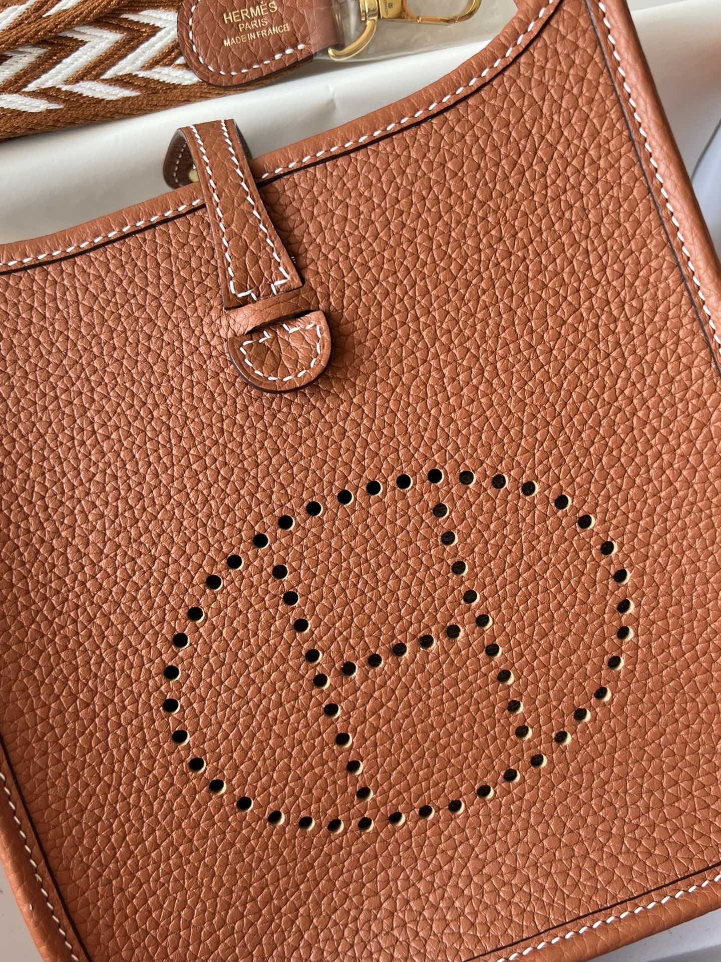 Evelyne17cm, golden brown
