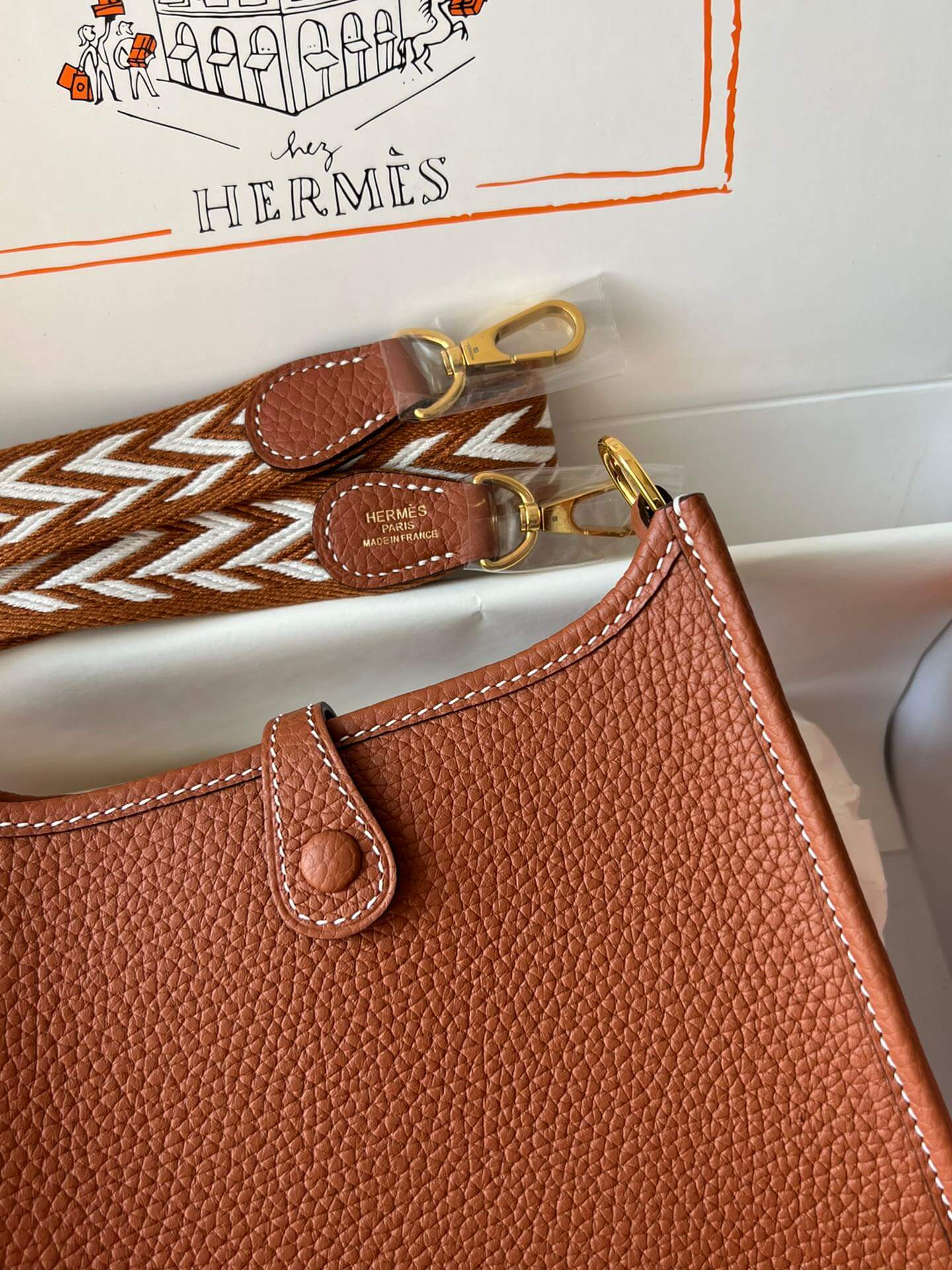 Evelyne17cm, golden brown