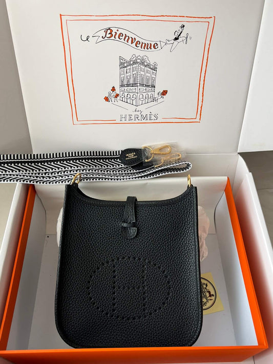Evelyne17cm, black