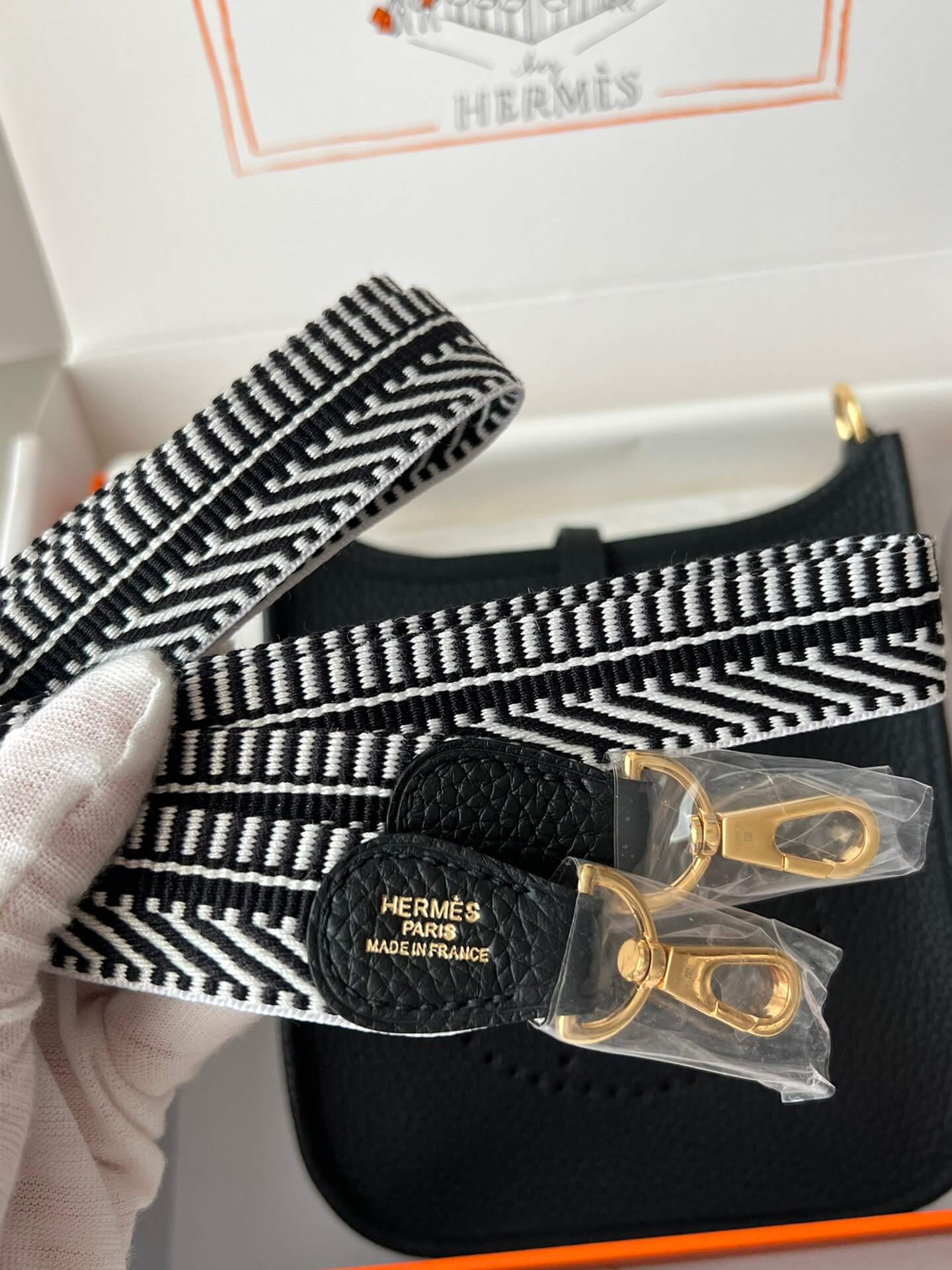 Evelyne17cm, black